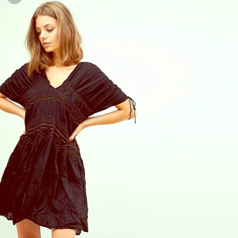 Free people love on the run black size L NWT